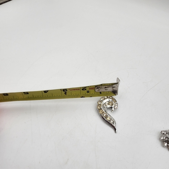Vintage Swirl Rhinestone Brooch & Earring Demi Set clear silver tone *read - Picture 9 of 15